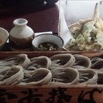菅谷そば　やなぎや - へぎ蕎麦と山菜テンプラ