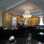 ガストロノミー ジョエル・ロブション - 