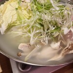 沖縄料理 あぐー豚 しゃぶしゃぶ AGU- - 野菜もたっぷり