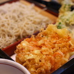 春の限定メニュー「桜えびの天せいろ」