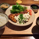 #702 CAFE&DINER - チキン南蛮定食