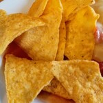 ラーメン サンガ - 【メキシコっぽいまぜそば】のメキシコっぽい具のトルティーヤチップス