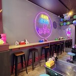 CAFE EARL - 