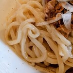 ラーメン サンガ - 【メキシコっぽいまぜそば】のまぜそばの麺