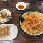 百麺 - 