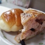 Koube Yakicchin - 桜の季節パン＆他店のバターロール