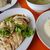 Tong Fong Fatt Hainanese Boneless Chicken Rice - 料理写真:チキン半羽にライス二人前　スープも付いてS$10とお値打ち