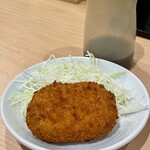 信州そば処 そば茶屋 - 伊勢おかげ横丁名物の豚捨コロッケ