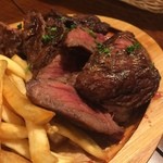 US産 牛ハラミのグリルステーキ〜グリーンペッパーディップ〜 