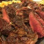 バリーズ - US産牛ショルダー『塊肉!!』マウンテンステーキ