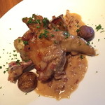 ラ・ピッチョリー・ドゥ・ルル - ランチコース（２，０００円＋税）のメイン「鶏肉のフリカッセ」２０１５年３月