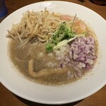 金沢濃厚煮干豚骨 伊乃心 - 