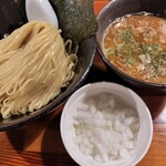 瞠 - 
