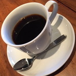 ラ・ピッチョリー・ドゥ・ルル - ランチコース（２，０００円＋税）のコーヒー。紅茶やハーブティーも選べます。２０１５年３月