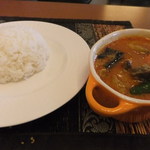 タイジャスミン - 牛すじレッドカレーセット(1,100円+税)