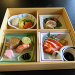 草創庵 - ランチの浅間御前　2300円（３種類のうち一番安価なもの）の料理内容