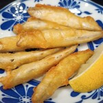 大衆酒場 ラクダ - ワカサギの唐揚げ