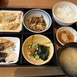 やよい軒 - 料理写真: