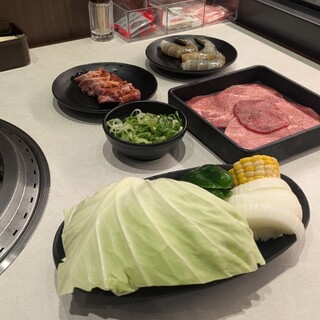 焼肉三国一EX - 料理写真: