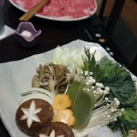 しゃぶしゃぶ・日本料理 木曽路 銀座５丁目店 - すき焼きの野菜