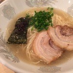 麺商人 - 熊本豚骨ラーメン630円