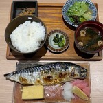北浜 地酒や わだち - 