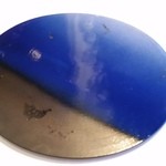 OTTO SETTE - テーブル上の陶皿。