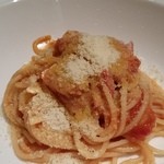 OTTO SETTE - トマトソースのスパゲッティーニ。