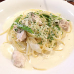 Costa - 鶏肉とアスパラガスのクリームソース