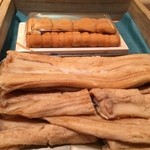 寿しの吉乃 - 北海道の雲丹も身がふっくら、穴子は大きいですね！見事な穴子です！