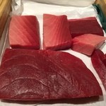 寿しの吉乃 - 本マグロ、赤身が美味しそうです！中トロも素晴らしい物