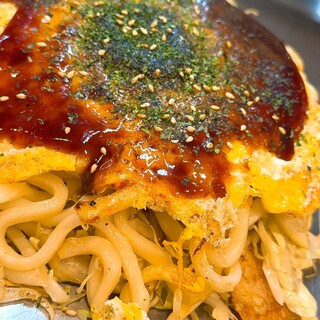 広島スタイル お好み焼 くじら_0