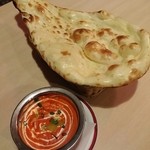 ナマステニッポン - バターチキンカレー＋プレーンナン