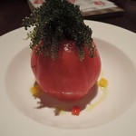 海辺のダイニング KISAMA - 丸ごとトマトのピクルス海ぶどうのせ　ズームアップ