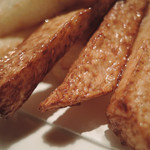 海辺のダイニング KISAMA - ヤンモー（沖縄山芋）の素揚げ　ズームアップ