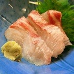 磯料理　まるけい - 刺身はマグロではなく真鯛で得した気分