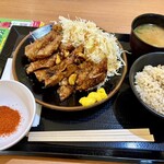 豚屋とん一 - 料理写真: