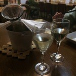 ル・コック - 【2015年02月】デキャンタワイン白＠1,200円。