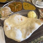 NEPAL KITCHEN HimAL - 