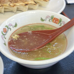 餃子の王将 - スープ　王将さんにしては塩分控えめだった
