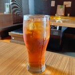 和牛炭火家やきや - ウーロン茶