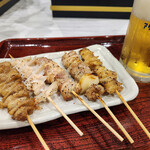 銀座惣菜店 - 料理写真:焼き鳥×ビール~☆