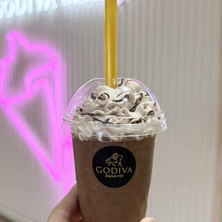 GODIVA_1