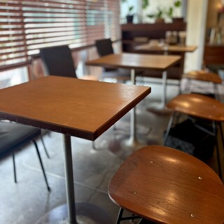 Cafe+Dinner Style_2