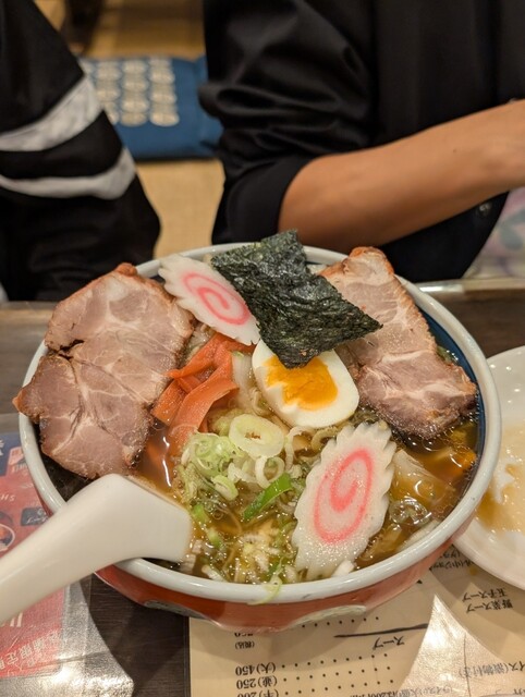 Hourai Ken Honten - Kanente/Ramen | Tabelog