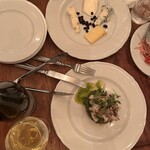 CHOWCHOW - チーズ、白いかとオリーブペースト丸ズッキーニのオーブン焼き