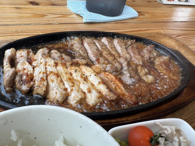 ひこま豚食堂＆精肉店 Boodeli - 札幌市清田区その他/とんかつ | 食べログ