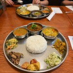 Spice Corner Benzie - 料理写真:ミールス