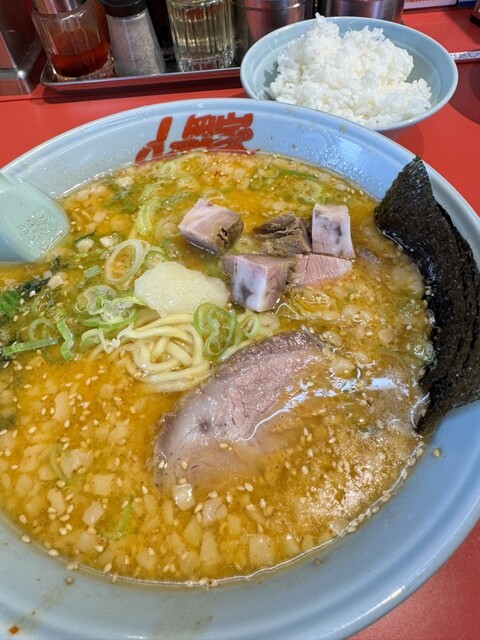 山岡家 日立東金沢店 - 常陸多賀/ラーメン | 食べログ