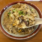 焼き鳥 どろぼう - チャーシューゴロゴロ♡隠し味だろう…この甘さは焼き鳥のタレに間違いない♡